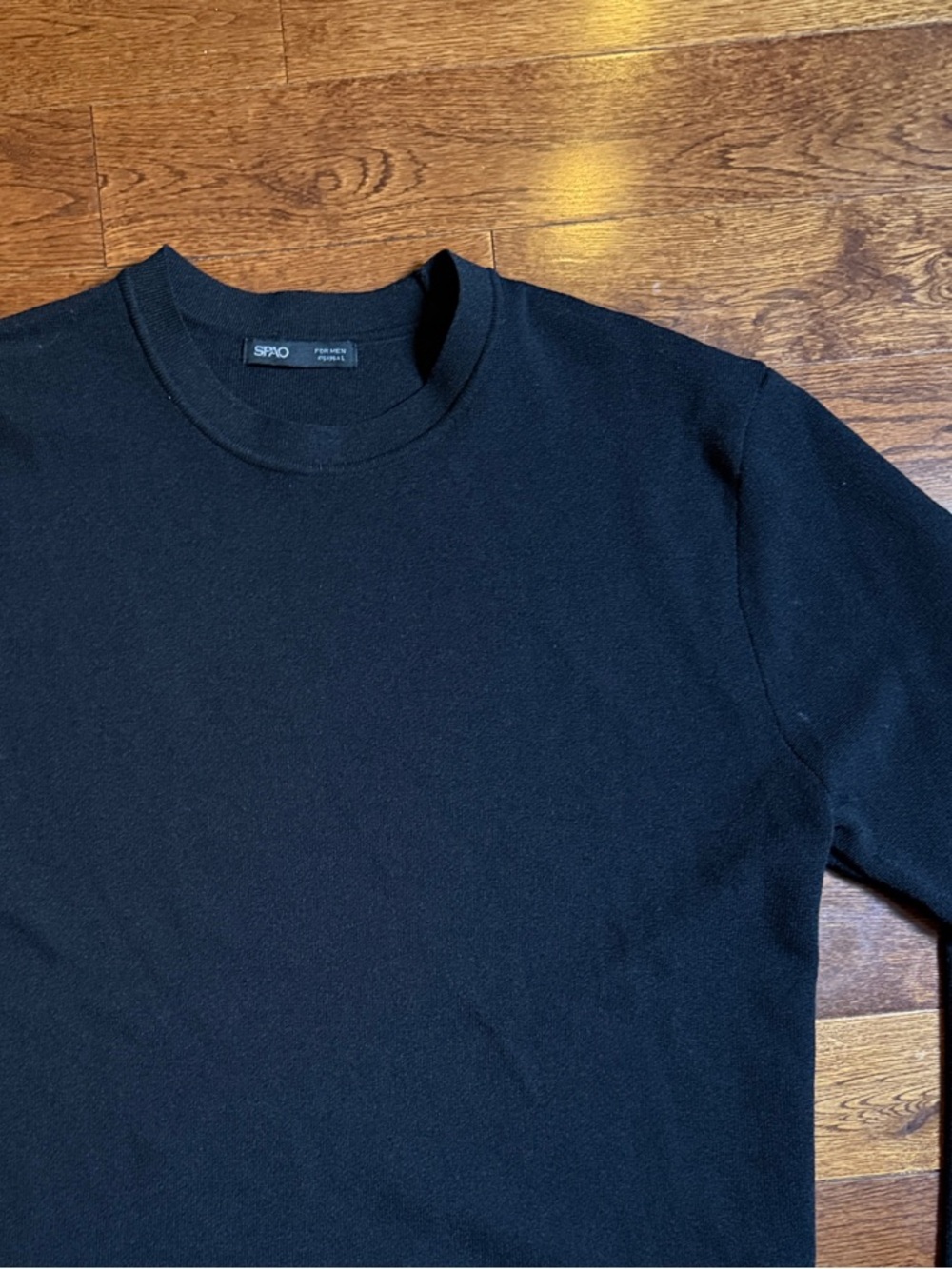 SPAO Korean Black Long-Sleeve Crewneck Sweater